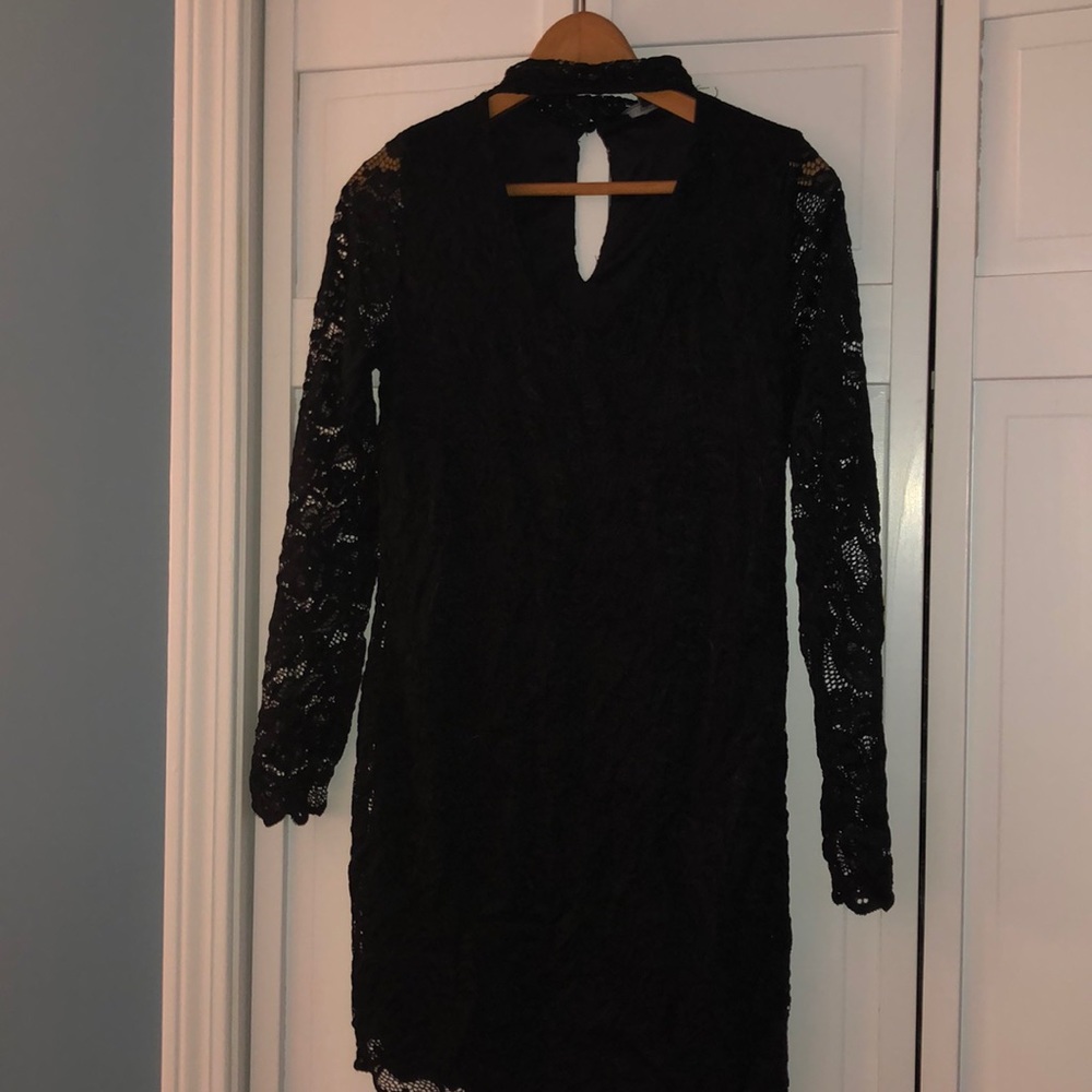 Women’s lace dress